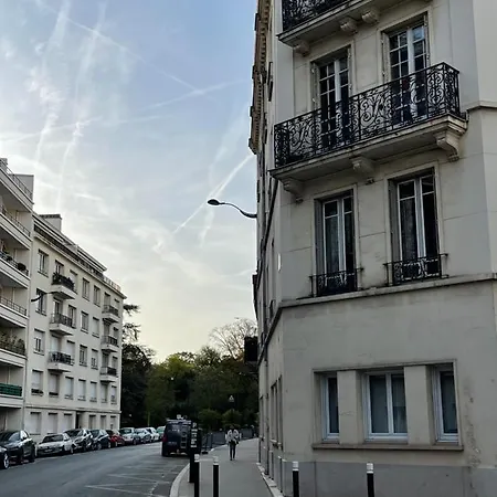 Apartment A Entierement Refait A Neuf