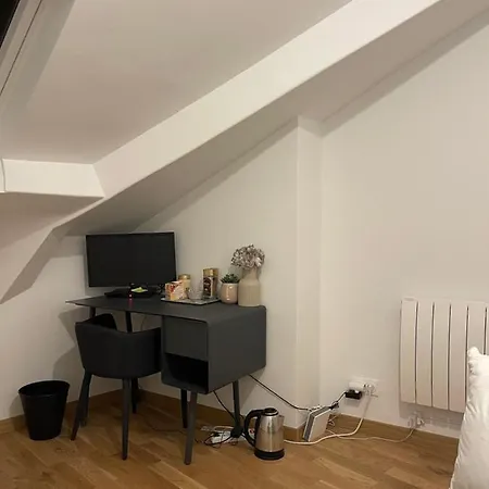 A Entierement Refait A Neuf Apartment