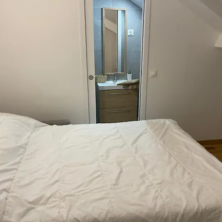 Apartment A Entierement Refait A Neuf